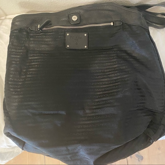 Prada black pebbled deerskin convertible bag. - Picture 11 of 16